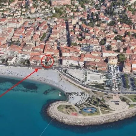 Azzurra Superbe 2p Et Vu Lejlighed *